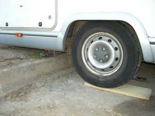 autres cales de relevage campingcar